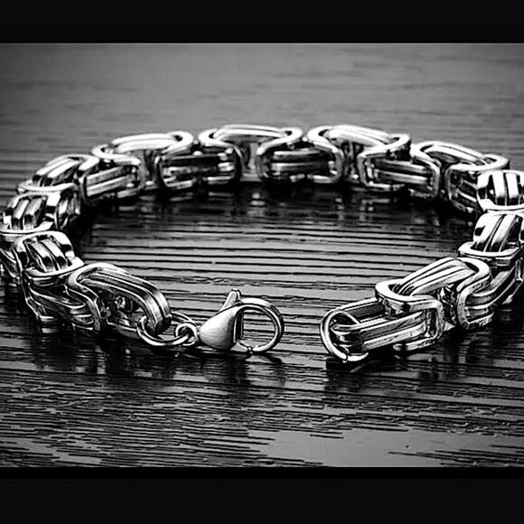 STAINLESS STEEL SILVER BYZANTINE MECHANIC SILVER BLACK BIKER BRACELET - Picture 2 of 7